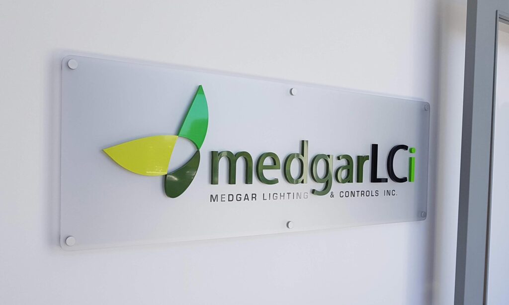 watsons-engraving-and-signage-dundas-gallery-wayfinding-12