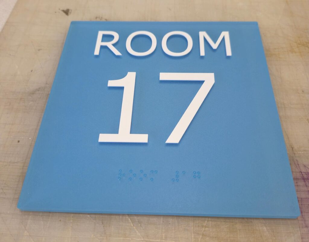 watsons-engraving-and-signage-dundas-gallery-wayfinding-6