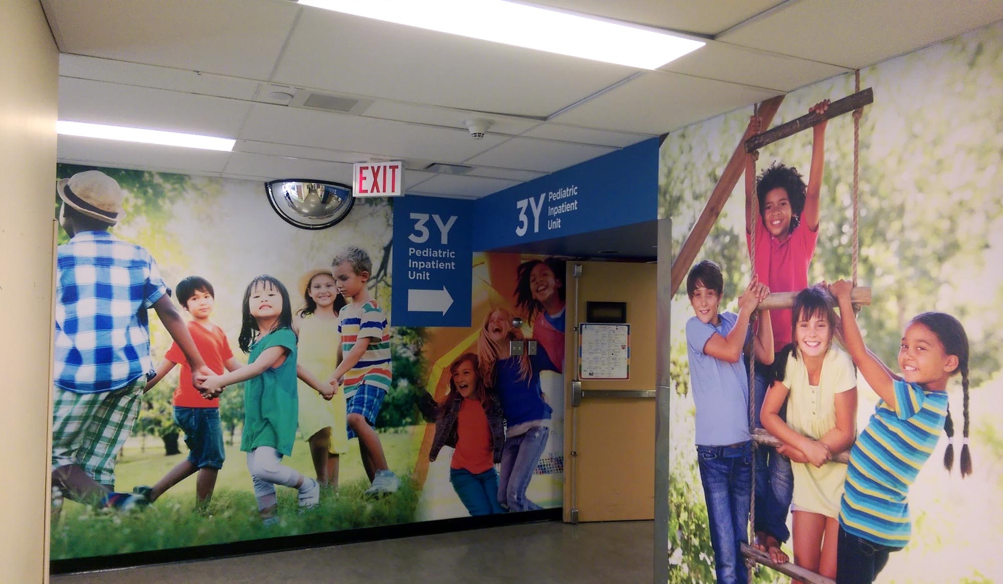 Pediatric Hospital Wall Graphics by Watsons Engraving and Signage Hospital wall graphics for pediatric unit by Watsons Engraving and Signage, Dundas, Ontario.